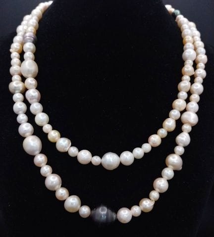 Una collana di perle d'acqua dolce dalla lunghezza