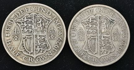 Deux pièces d'une demi-couronne en argent. 1929 et
