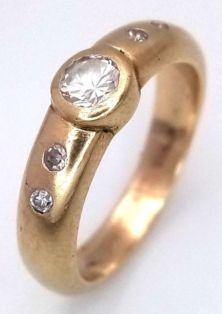 Bague en or jaune 18 carats (certifiée) sertie de 