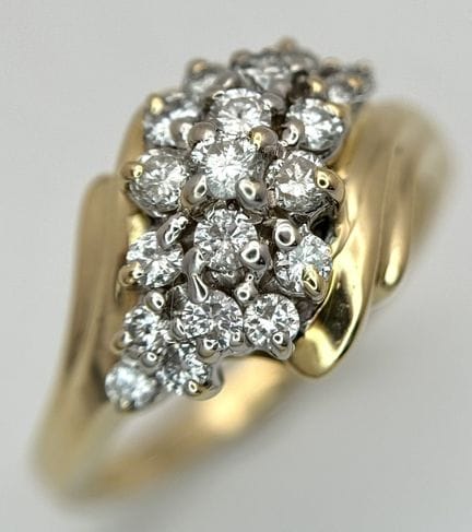 BAGUE EN OR JAUNE 18 CARATS, SERTIE DE DIAMANTS, M