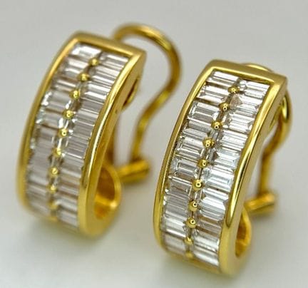 A Pair of 18K Yellow Gold and Diamond Huggie Earri
