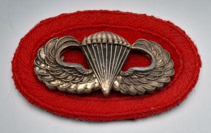 WW2-Korea-Vietnam US 82nd Airborne Artillery Oval 