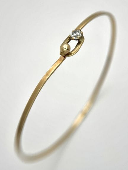 Bracelet vintage fin en or 9 carats « OPENING ». P