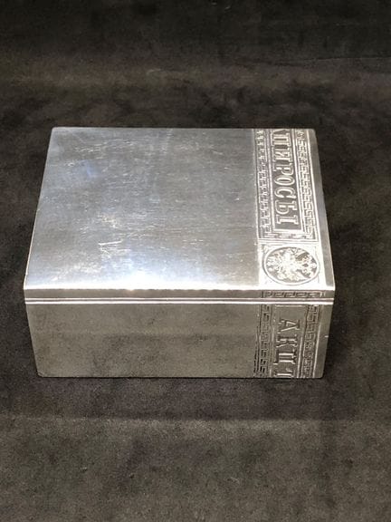 Eine prächtige russische Silber-Zigarettendose im 