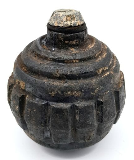 Une grenade allemande « Kugal » (à bille) de la Pr