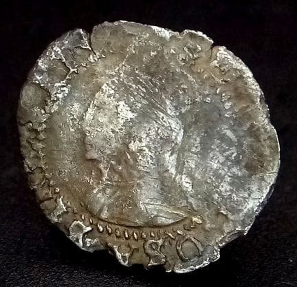 Pièce en argent martelé de 1 penny datant de 1561-