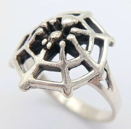 Ein einzigartiger Vintage-Ring aus Sterlingsilber 