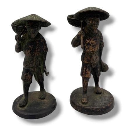 Ein antikes Paar japanischer Fischerfiguren aus Br