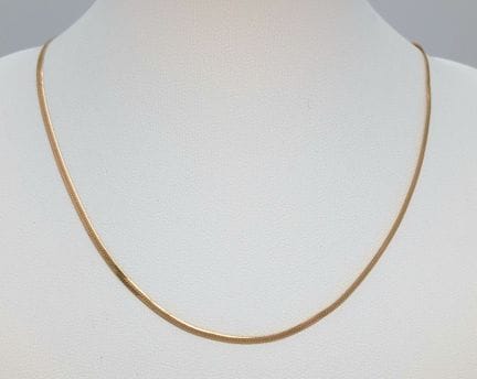Collana a spina di pesce in oro giallo 9 carati. 4