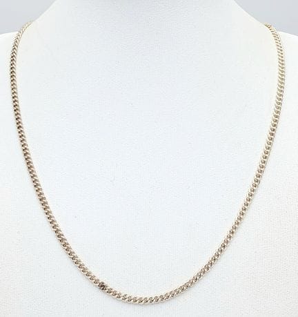 A Sterling Silver Curb Link Chain Necklace. 46cm. 