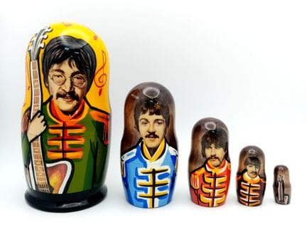 Sgt Pepper Nesting Five-Piece Wood Doll Set. 11cm 