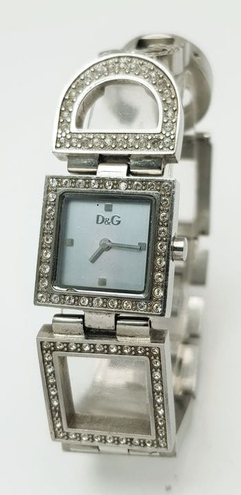 Un orologio da donna Dolce &amp; Gabbana. Braccial