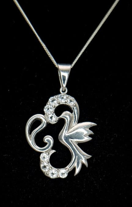 A Pretty Sterling Silver White Topaz Set Dove Desi