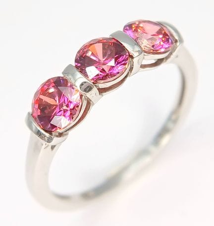 A Pretty Sterling Silver Pink Stone Trilogy Ring S