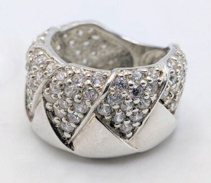 Cinq bagues en argent 925 serties de zircons cubiq