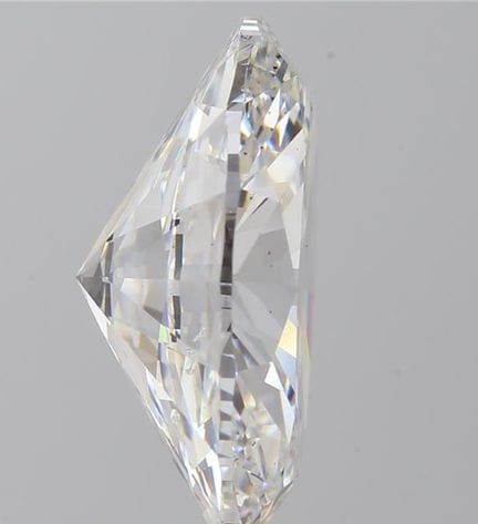 Diamant synthétique de taille ovale de 4,65 carats