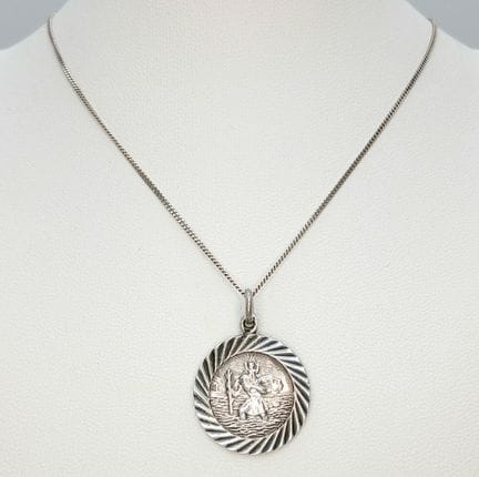 Collar con colgante de San Cristóbal de plata 925 