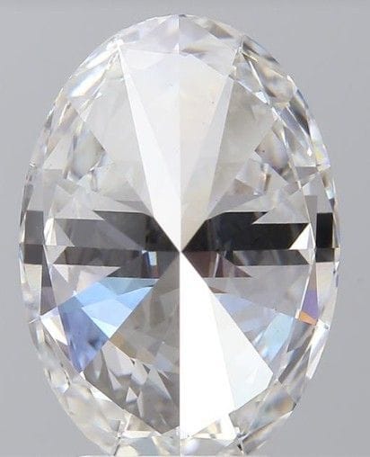 Diamant synthétique de 3,5 carats, taille ovale. C