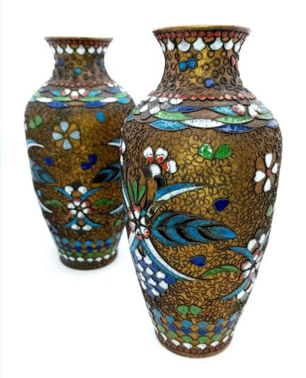 Coppia di vasi da fiori antichi dell’Asia oriental