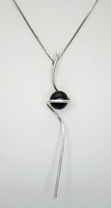 Collar con colgante abstracto de plata de ley 925 