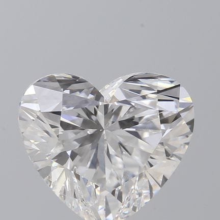 Diamante cultivado en laboratorio talla corazón de