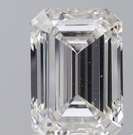 Ein Labordiamant im Smaragdschliff von 3,09 Karat.