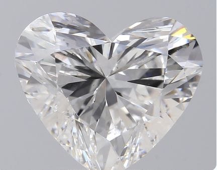 Un 2.69Ct forma de corazón Lab-Grown Diamond. Colo