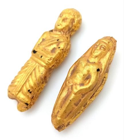 A Pair of High Karat Gold Foiled Figure Amulets. 4