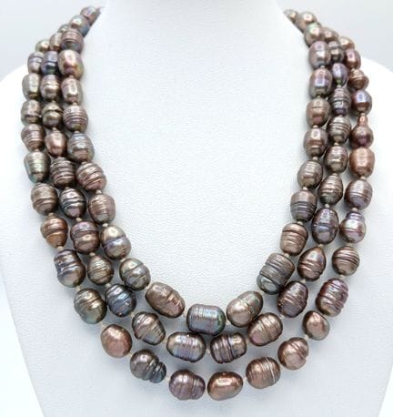 Collar «Elegance» de perlas oscuras de agua dulce,
