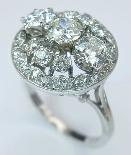 Anillo de cóctel Art Déco de oro blanco de 18 quil