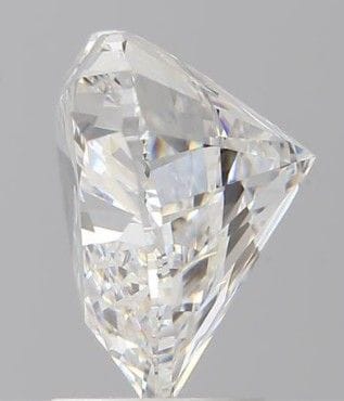 Diamant synthétique taille cœur de 4,10 carats. Co