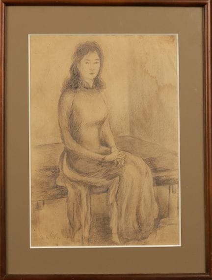 Tran Dong Luong 创作的《一位女士的肖像》，43.5 x 34 厘米，纸上铅笔画。保存