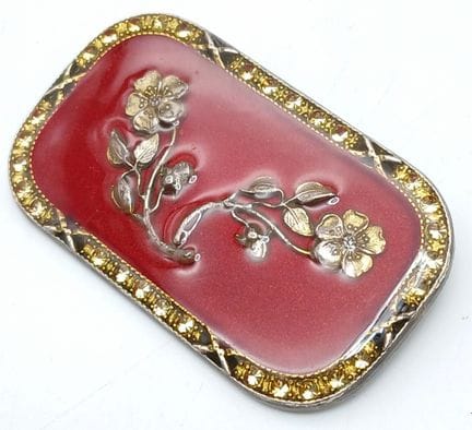 Un broche floral francés poco común de Catherine P