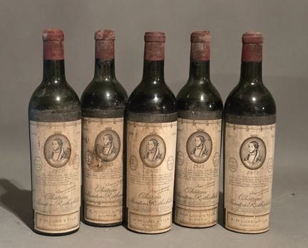 1953年波雅克木桐罗斯柴尔德酒庄5 B。有少量污渍