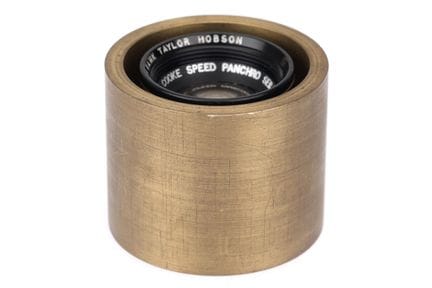 Ein Cooke Speed Panchro Series II f/2 32-mm-Objekt