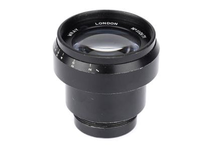 Ein Wray Cine-Unilite f/2 75-mm-Objektiv, schwarz,