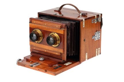 Eine Alpha-Stereo-Halbplattenkamera von W. Watson 