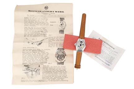 Eine Steineck ABC Watch Camera, Baujahr 1949, brau