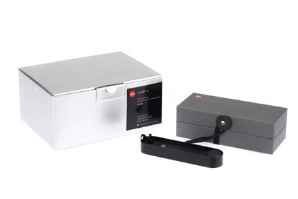 Un Leica Leicavit M Rapid Winder II, noir, n° de s