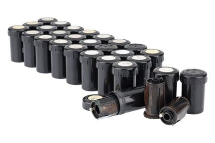 Lot de 27 cassettes de film Leica IXMOO et FILCA, 