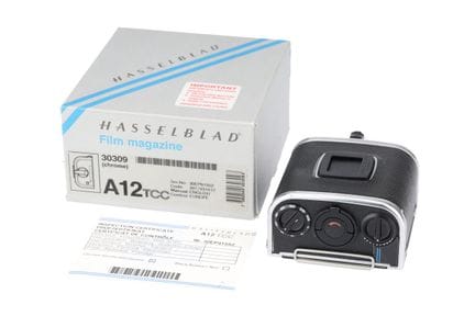 Ein Hasselblad A12 TCC Filmrückteil für das Hassel