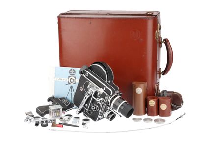 Eine Piliard Bolex H16 Reflex-Filmkamera, schwarz,
