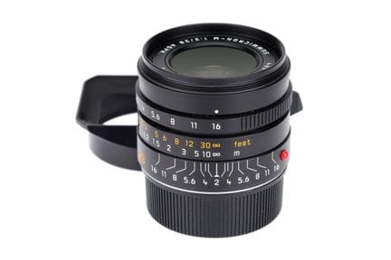 Un objectif Leitz Summicron-M ASPH. f/2 28 mm, noi