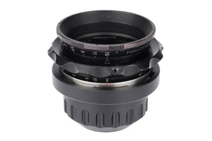 Ein Kinoptik Apochromat-C-Objektiv mit einer Brenn