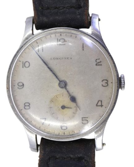 EINE HERREN-ARMBANDUHR IM „CALATRAVA“-STIL VON LON