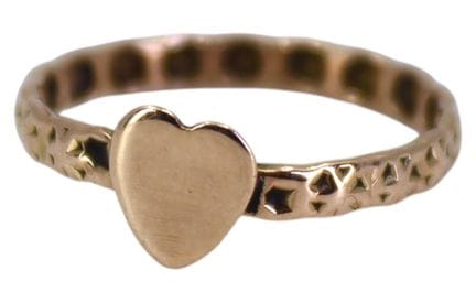 ADIE &amp; LOVEKIN LTD, EIN „HERZRING“ AUS 9-KARAT