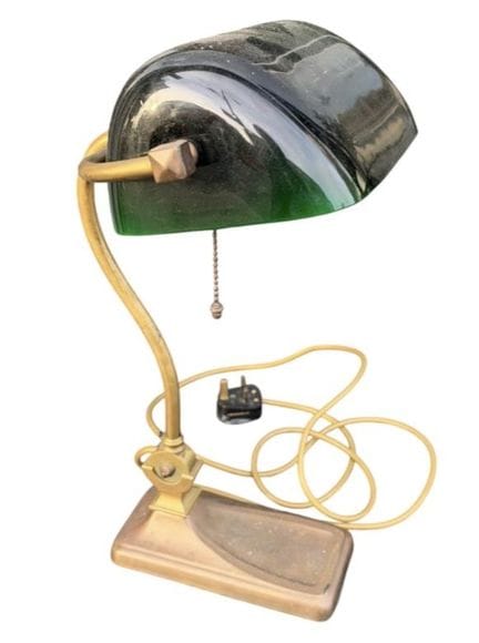 EINE BANKER-TISCHLAMPE IM ART-NOUVEAU-/ART-DECO-ST