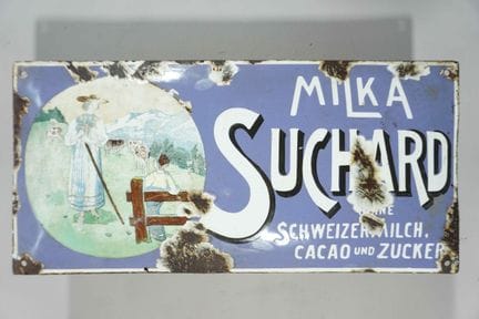 拱形搪瓷盘
品牌：Milka Suchard
价格：-
搪瓷厂：-
尺寸：高24×50