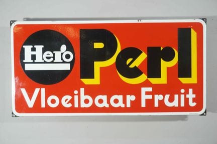 搪瓷牌
品牌：Perl
价格：-
搪瓷厂：Langcat Bussum
尺寸：高47.5×96