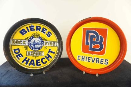 一套（2个）搪瓷托盘；Chièvres，Bières de Haeght
尺寸：ø31